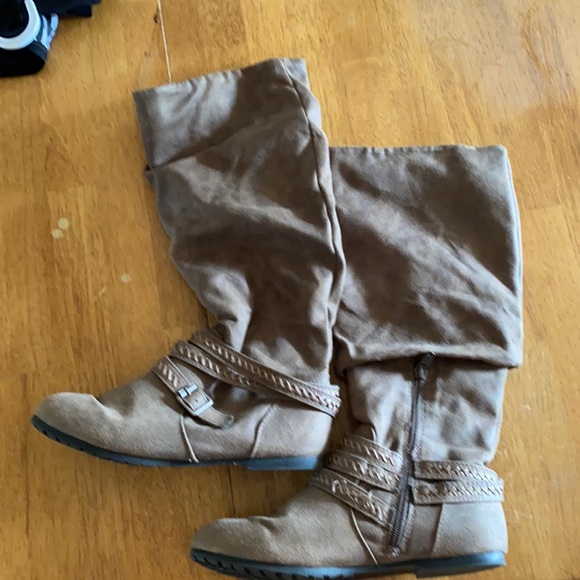 Tall boots size 6. SO brand - Picture 1 of 4